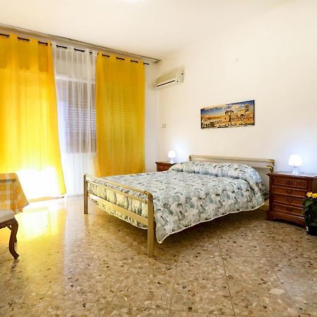 パレルモ A Casa Di Fra' Bed & Breakfast エクステリア 写真