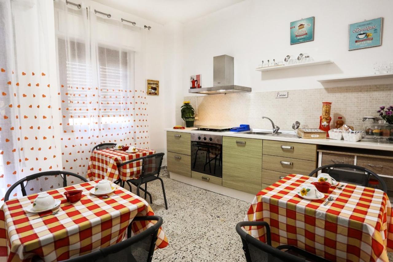 パレルモ A Casa Di Fra' Bed & Breakfast エクステリア 写真
