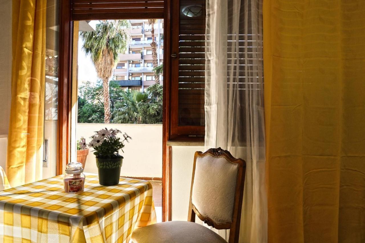パレルモ A Casa Di Fra' Bed & Breakfast エクステリア 写真